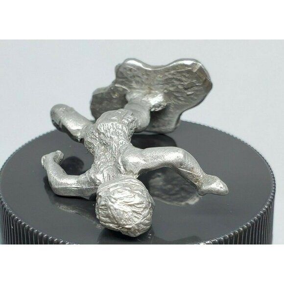 2 Vintage Pewter Mini Figurines Boys Playing Mini Shelf Sitter Home Décor - Picture 6 of 11